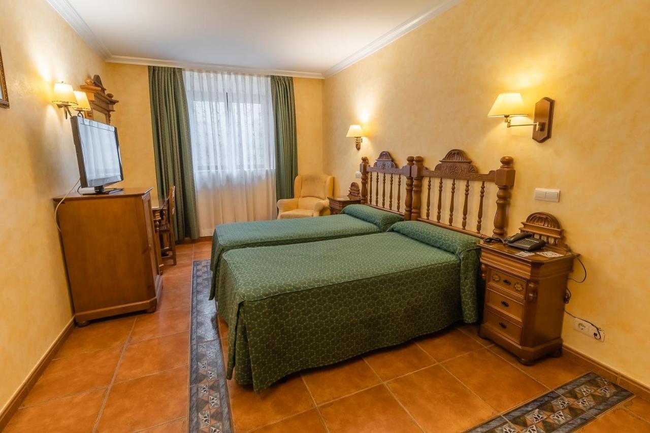 Hotel Santo Domingo De Silos Kültér fotó